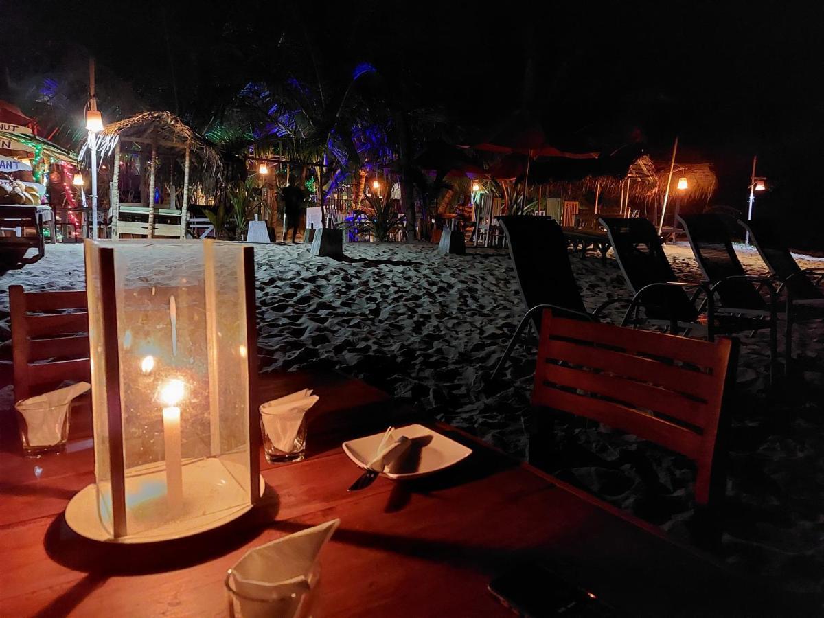 Blue Horizon Beach Hotel แทนกาลเล ภายนอก รูปภาพ